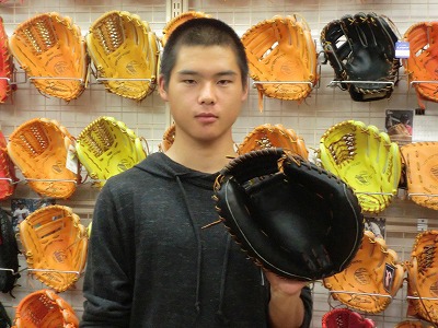 この道30年】久保田スラッガー硬式キャッチャーミット刺繍加工／鹿児島