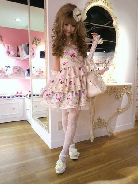 ミニーワンピ オーナメントリボン柄 - One Piece | Line Up | ジーザス