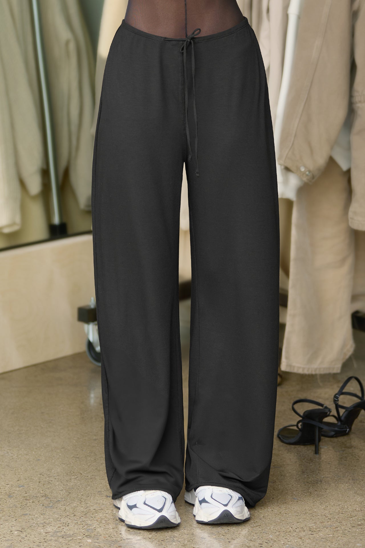 Relaxed Straight Leg Pant - Black – JOAH BROWN®