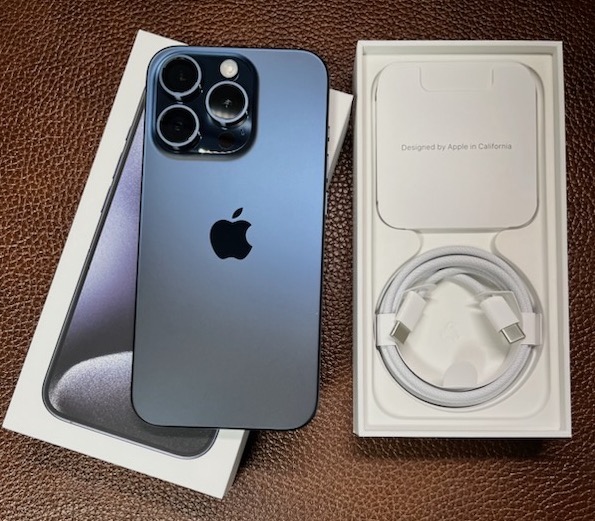 iPhone 15 Pro、チタニウムの鎧は美しすぎる | KODAWARISANー趣味と