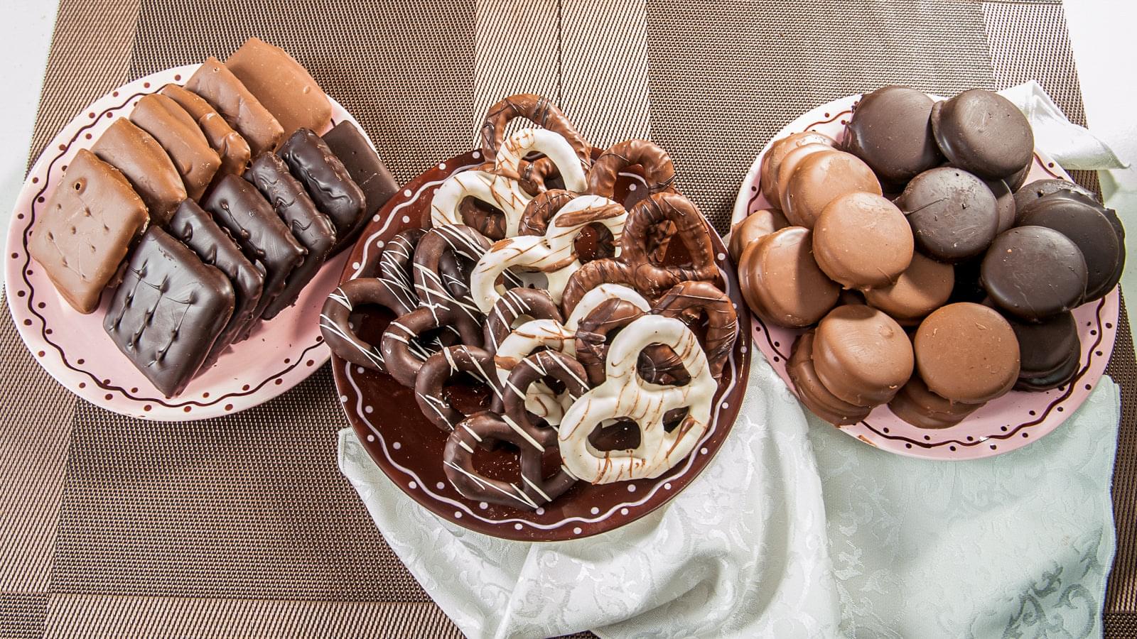 Buy Online Chocolate Covered Oreos, Box of 12 in New York – Kron