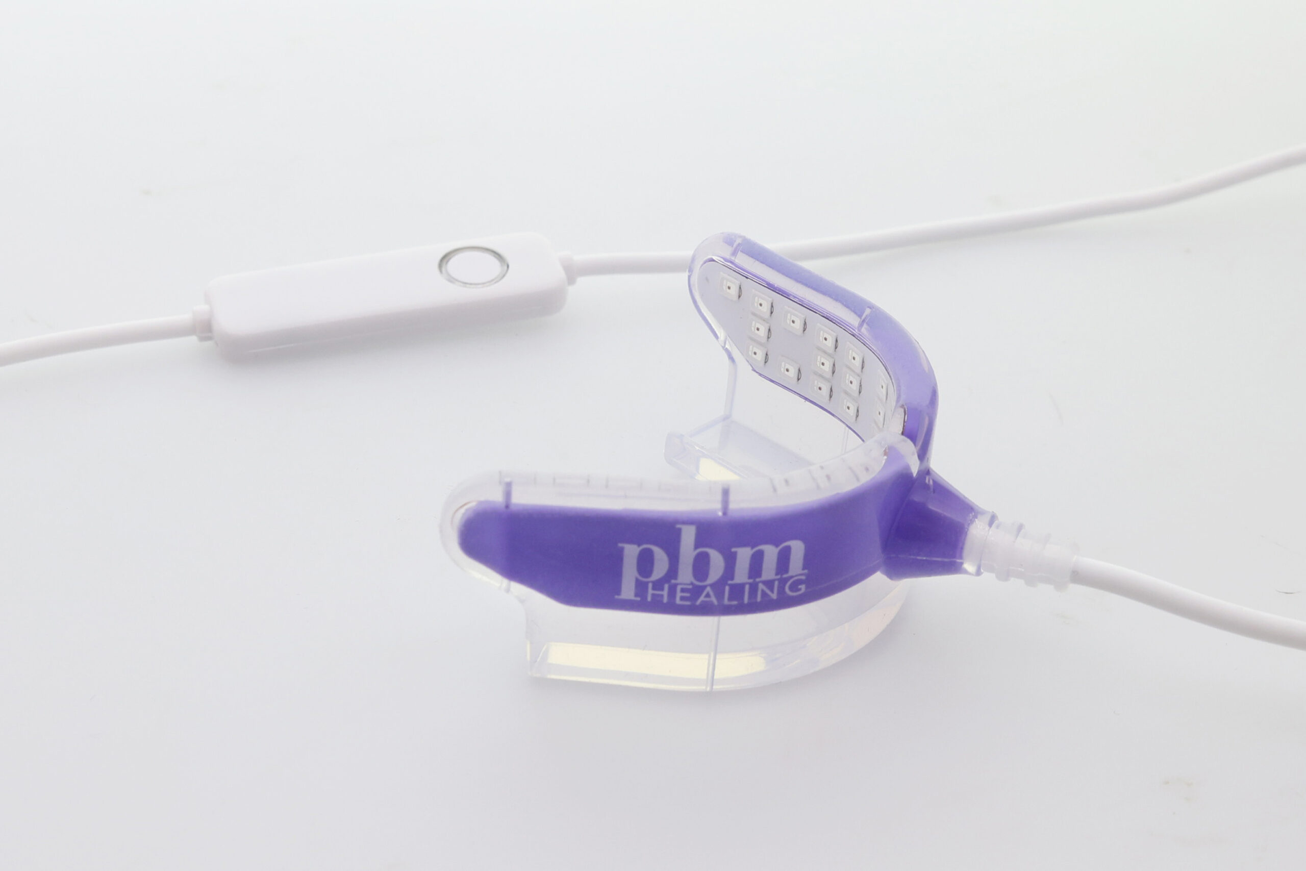 矯正治療を促進する光加速矯正装置（PBMヒーリング） ｜渋谷の歯医者