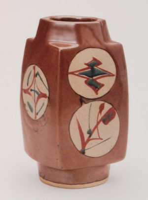 濱田庄司買取・日本全国対応・老舗骨董店の古美術やかた