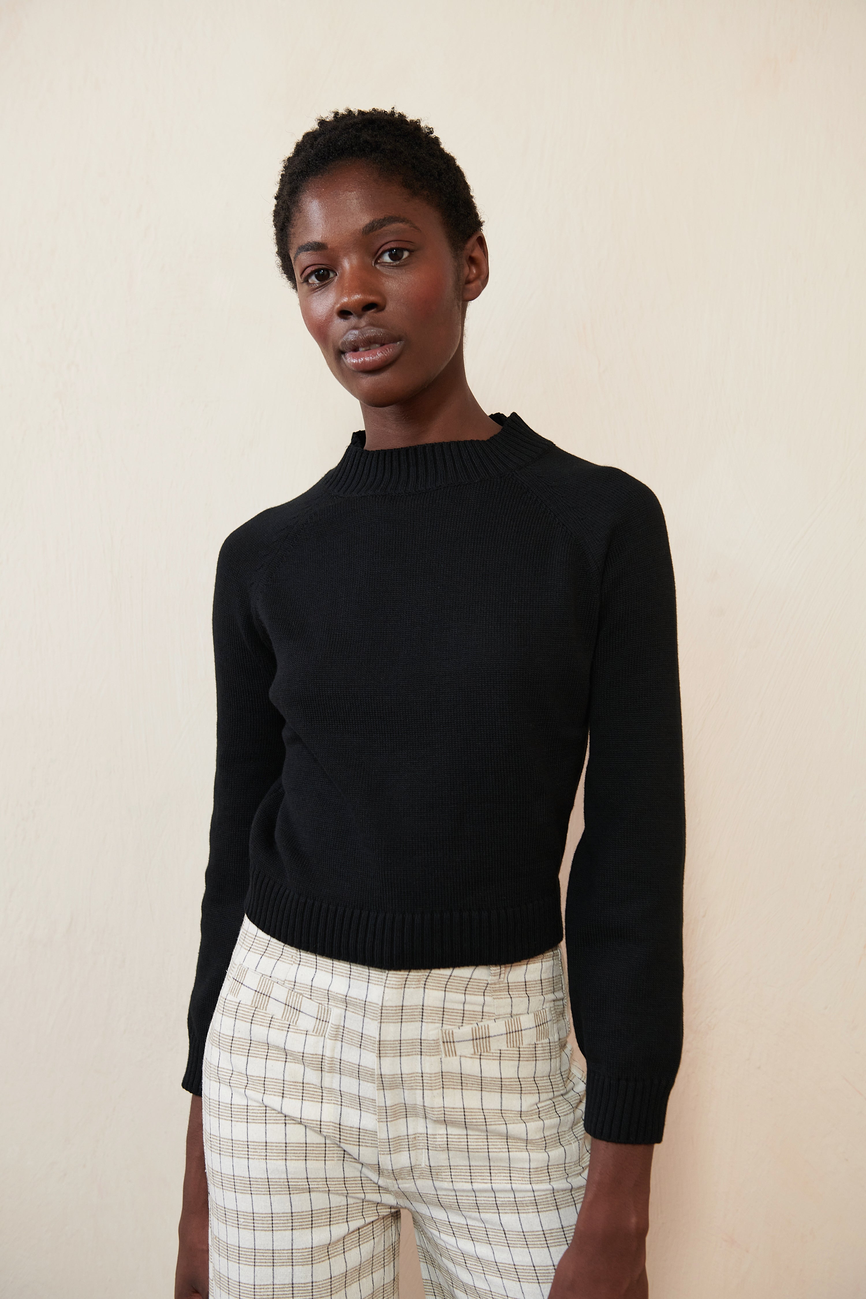 COTTON RYAN PULLOVER | noir | organic – Maria Stanley