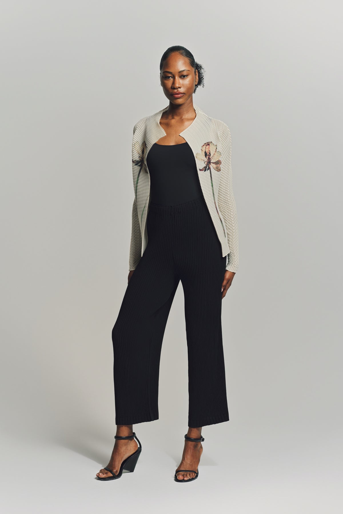 ISSEY MIYAKE | HATCHING PLEAT PANTS