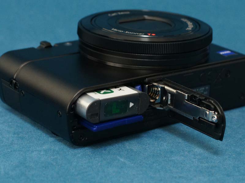 ソニー SONY サイバーショット DSC-RX100の徹底レビュー 高級