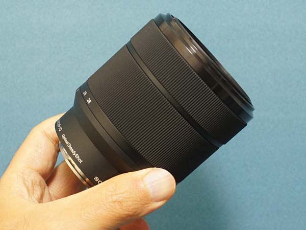 ソニー FE28-70mmF3.5-5.6OSS SEL2870 フルサイズ対応標準ズームレンズ