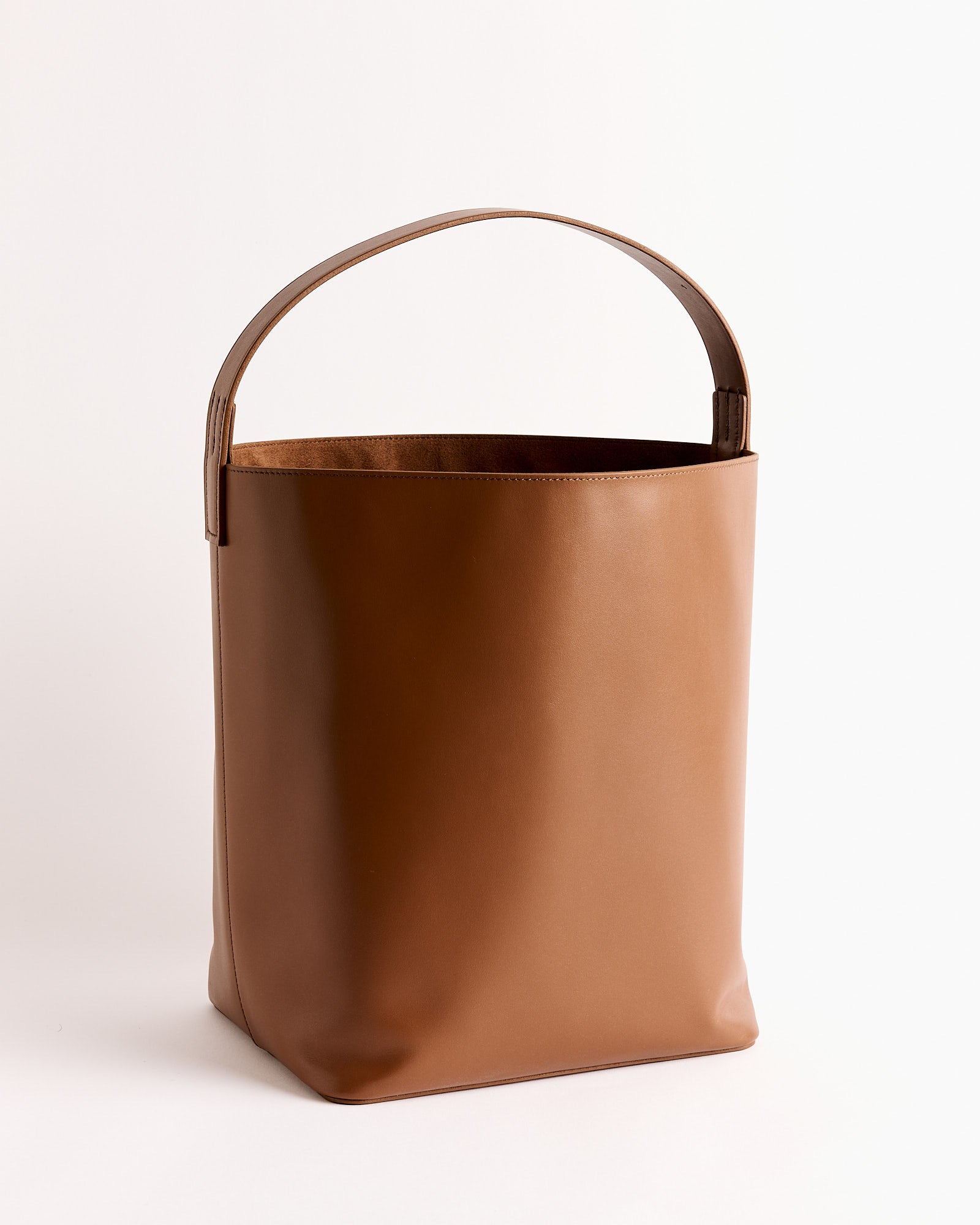 Leather Shoulder AETA Bag in Brown