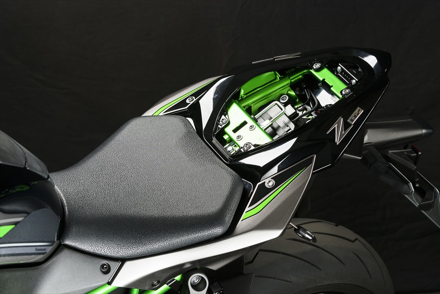 もう特別じゃないスーパーチャージャー Kawasaki Z H2 – WEB Mr.Bike