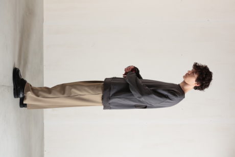 最強のスウェットが完成！手作業によるリアルなダメージ加工と重厚な2