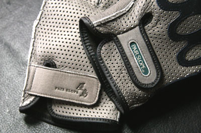 馬鹿グローブのモデルチェンジ