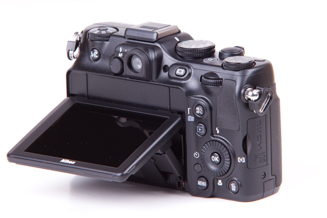 Nikon Coolpix P7100 Review