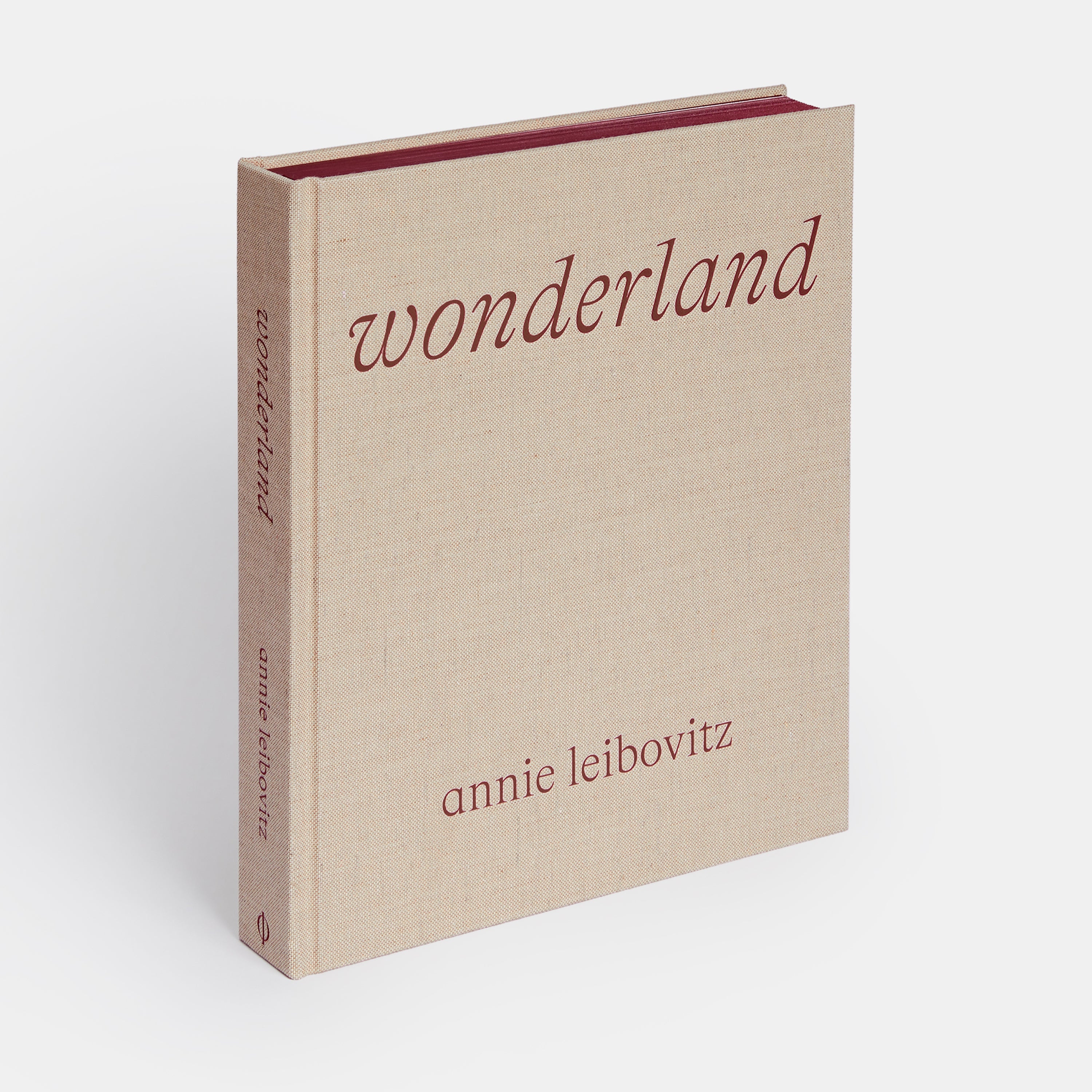 Wonderland | Standard Edition | 9781838661526-p – Phaidon