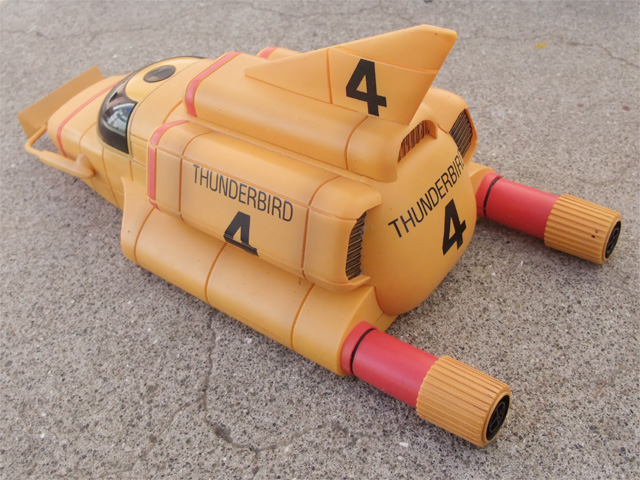 サンダーバード4号