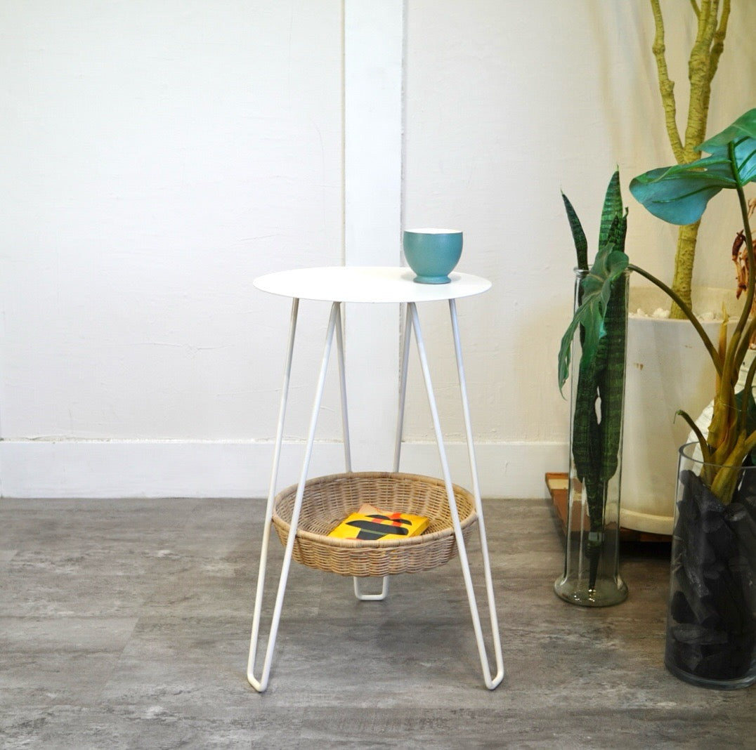 イデー / IDEE ワラビー / WALLABY サイドテーブル バスケット 白