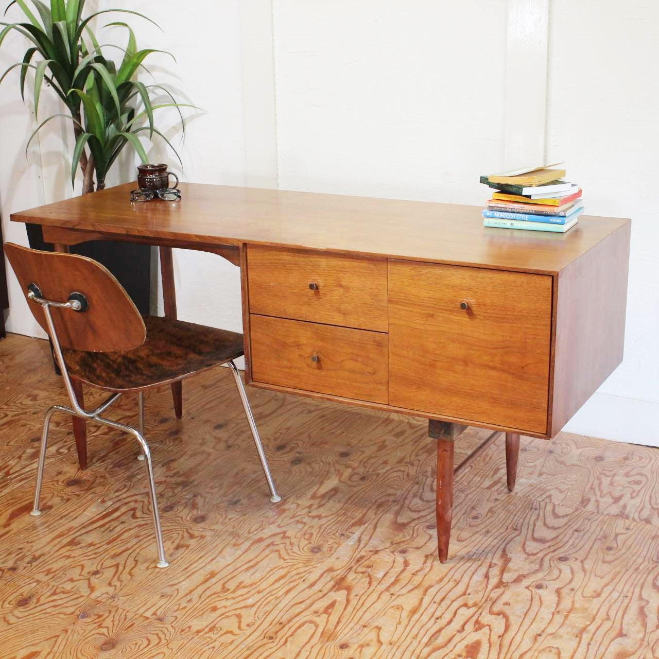ヴィンテージデスク｜アメリカンヴィンテージ 片袖デスク ウォールナット