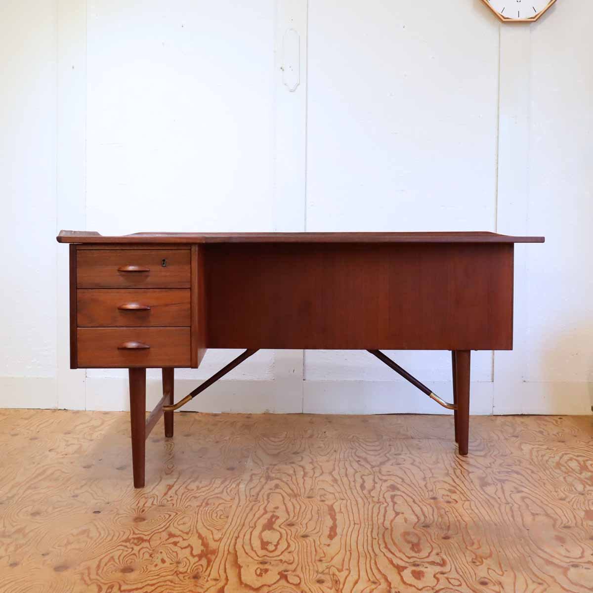 片袖デスク チーク材 机 デンマーク製 北欧 ヴィンテージ