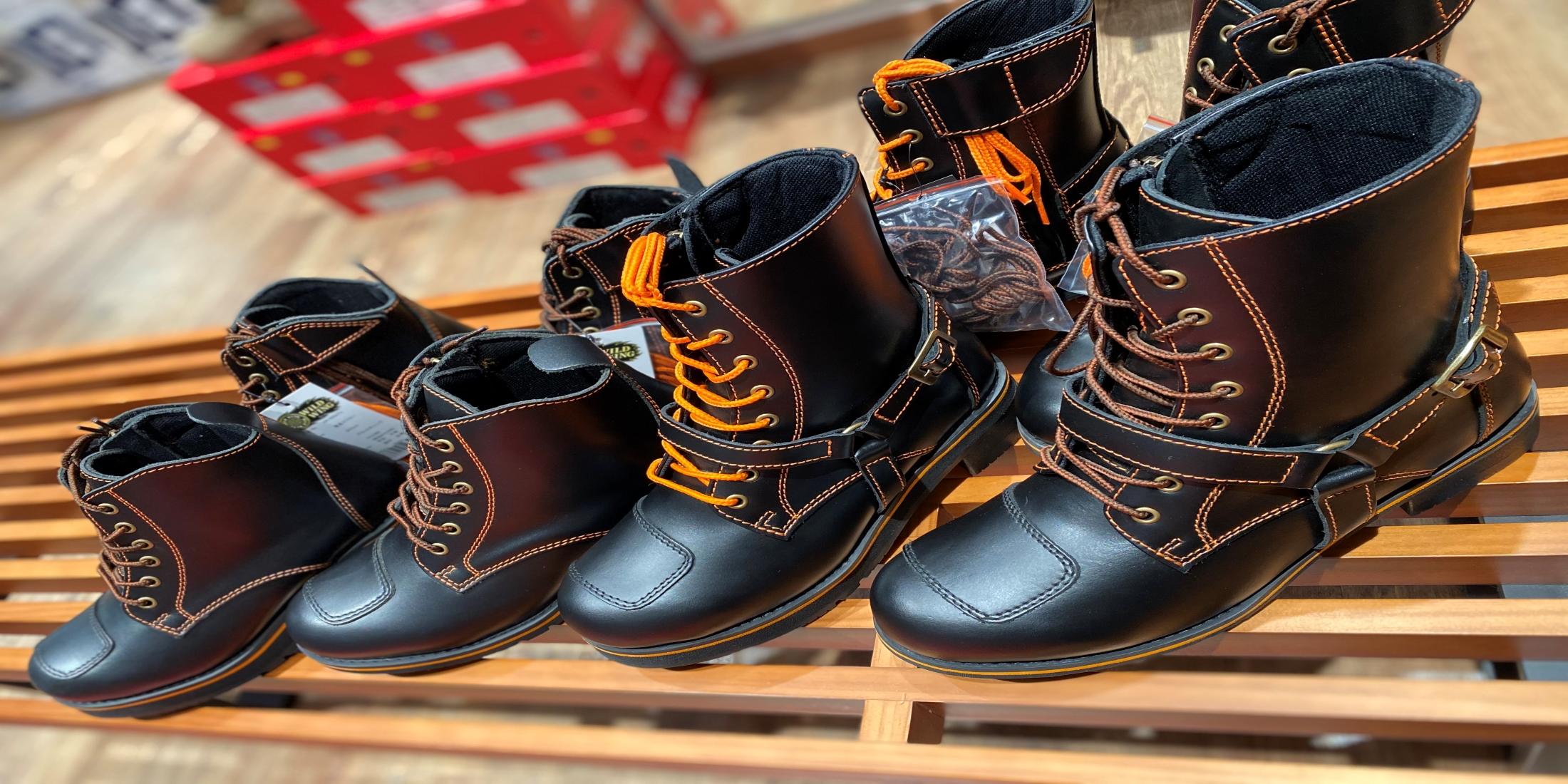 ライコランドグループオリジナルカラーのWILDWINGブーツが発売