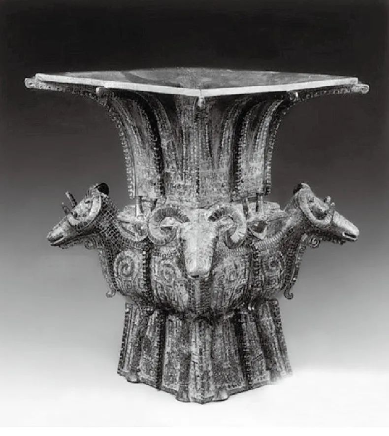 四羊方尊口沿和羊角残片科学研究