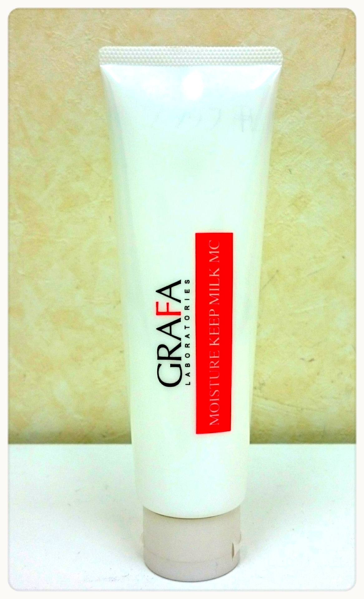 グラファ モイスチュアキープミルクMC｜調布市仙川のニキビ治療は