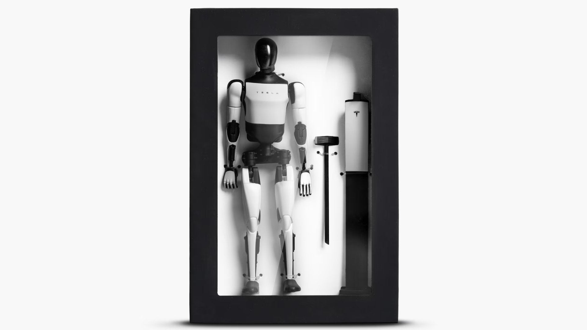 New in the Tesla-universe: The Tesla Bot action figure - a