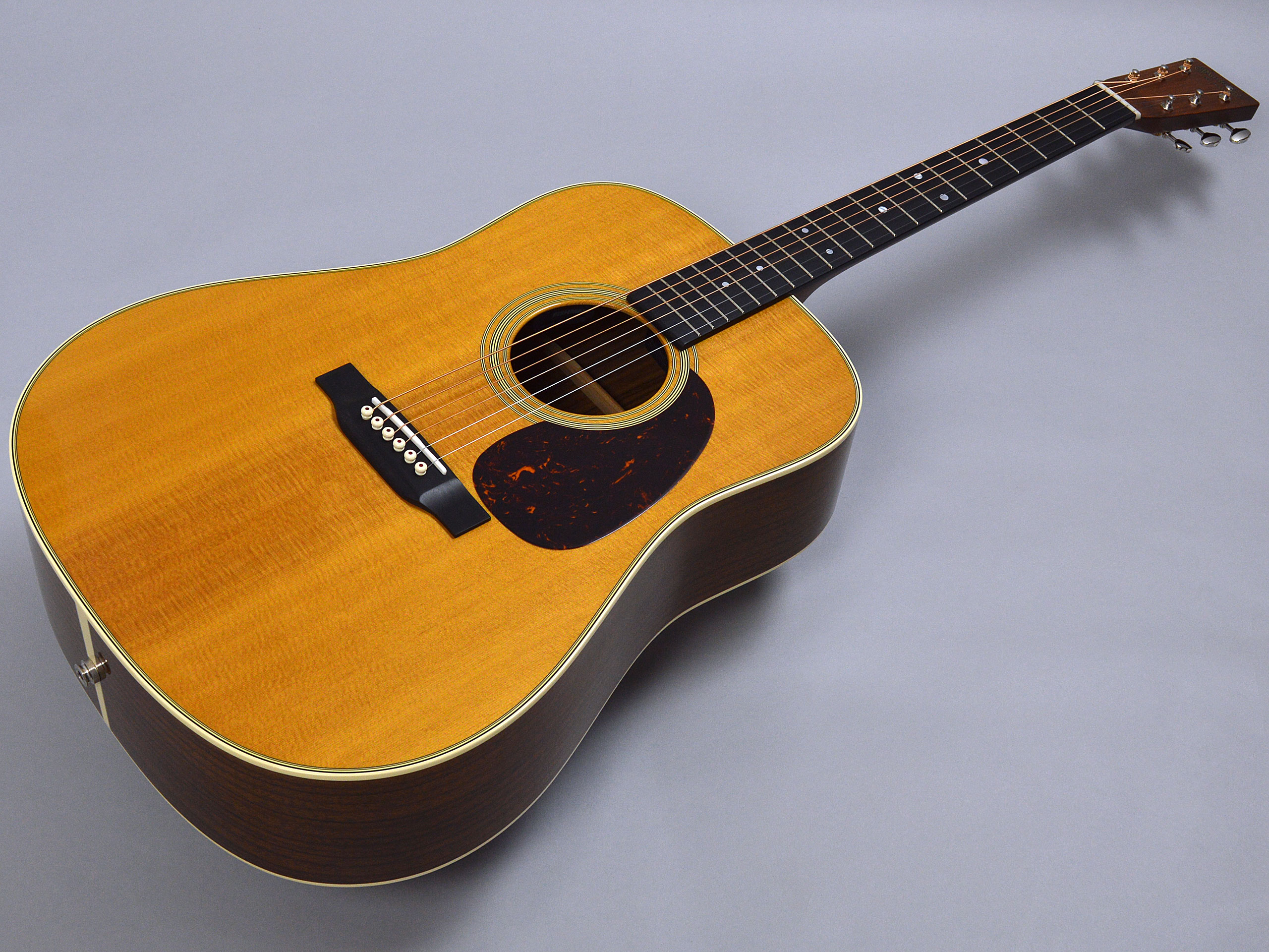アコースティックギター】Martin（マーチン）D-28 Standard