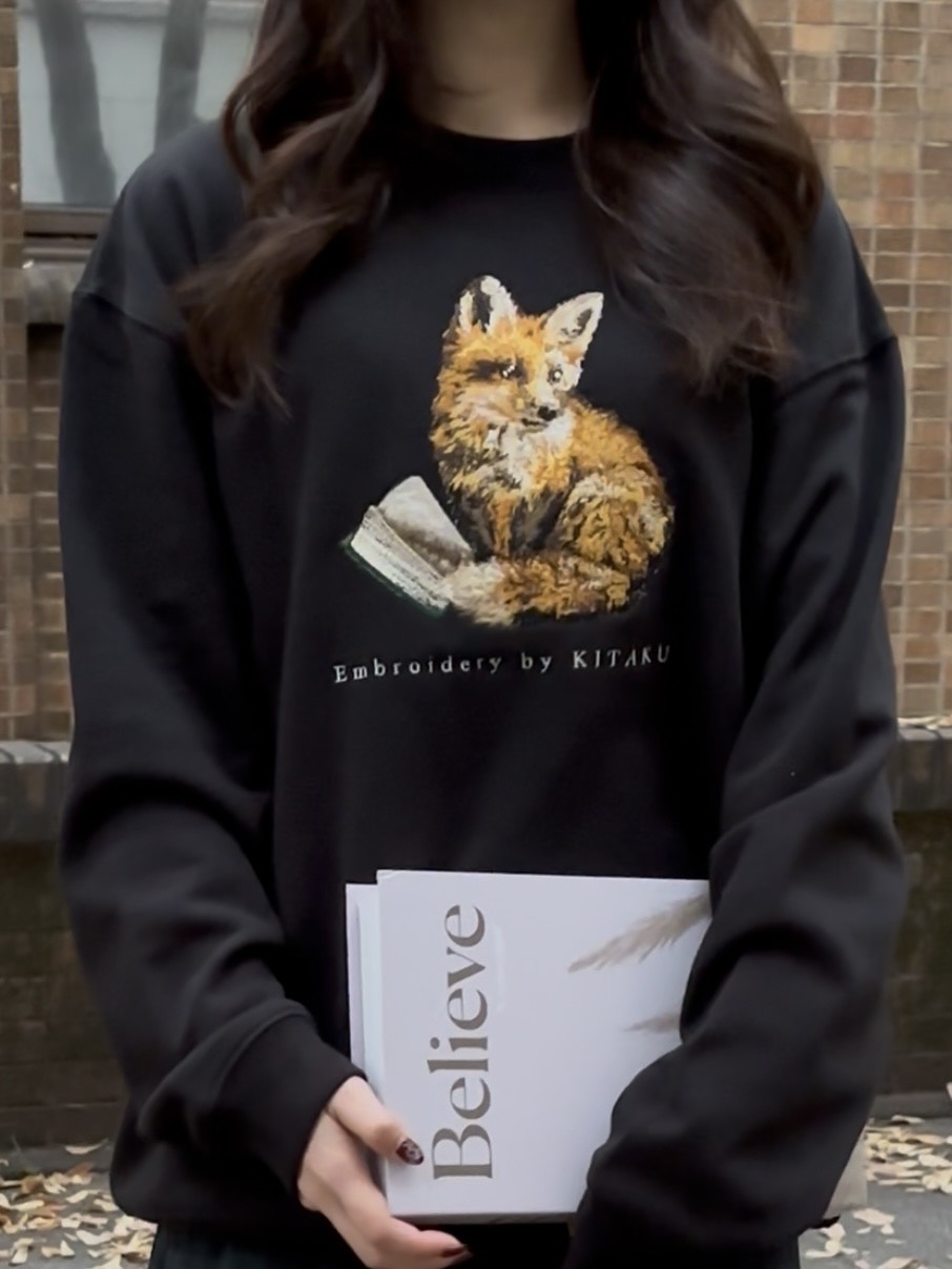 新作】子狐の読書 – 北区の刺しゅう屋