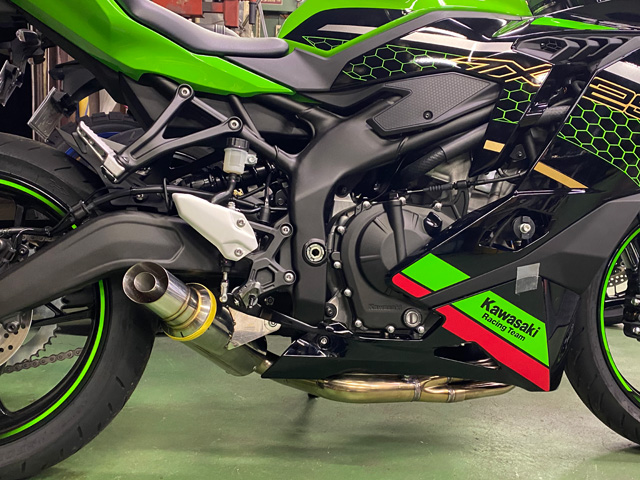 2022 Ninja ZX-25R / SE (2BK-ZX250E) POWERBOX FULL チタンブルー