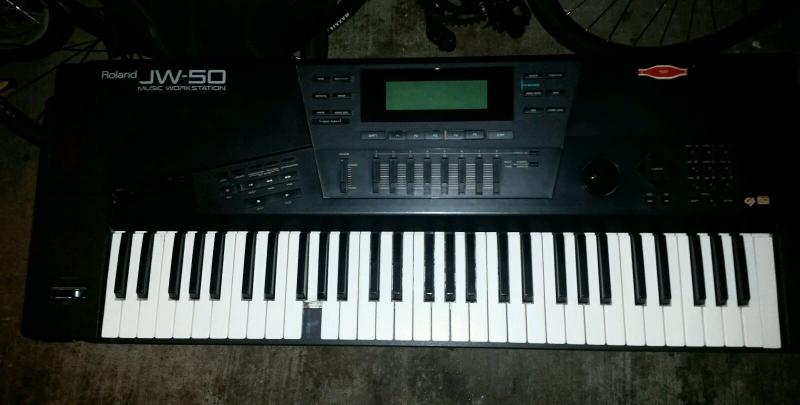 The Ultimate SynthDB | Roland JW-50