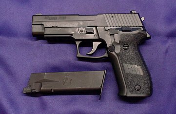 SIG SAUER P226 RAIL(シグザウエル P226 レイル) （東京マルイ）