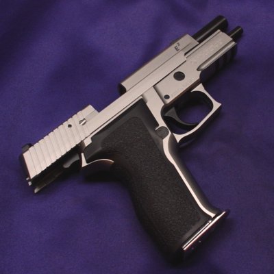 SIG SAUER P226 E2 STAINLESS MODEL(シグザウエル P226 E2 ステンレス