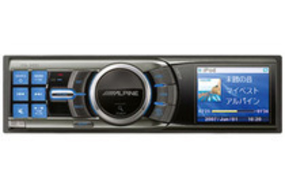 iPod感覚で操作可能、アルパインの車載ヘッドユニット【カーナビ