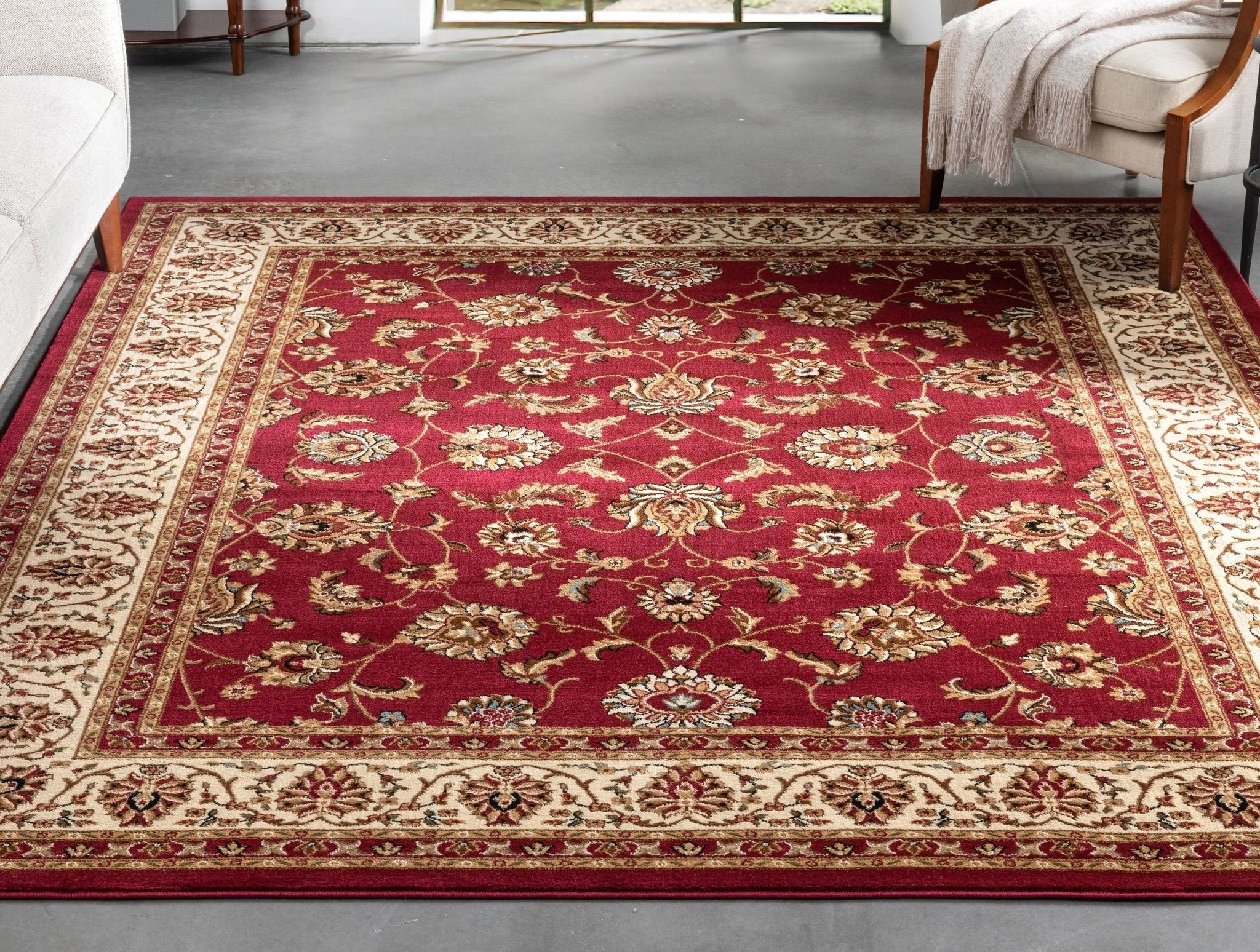 Sarouk Red Traditional Rug - Well Woven