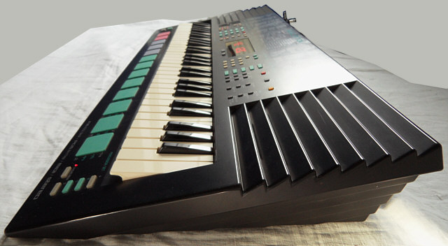 Yamaha PSS-780