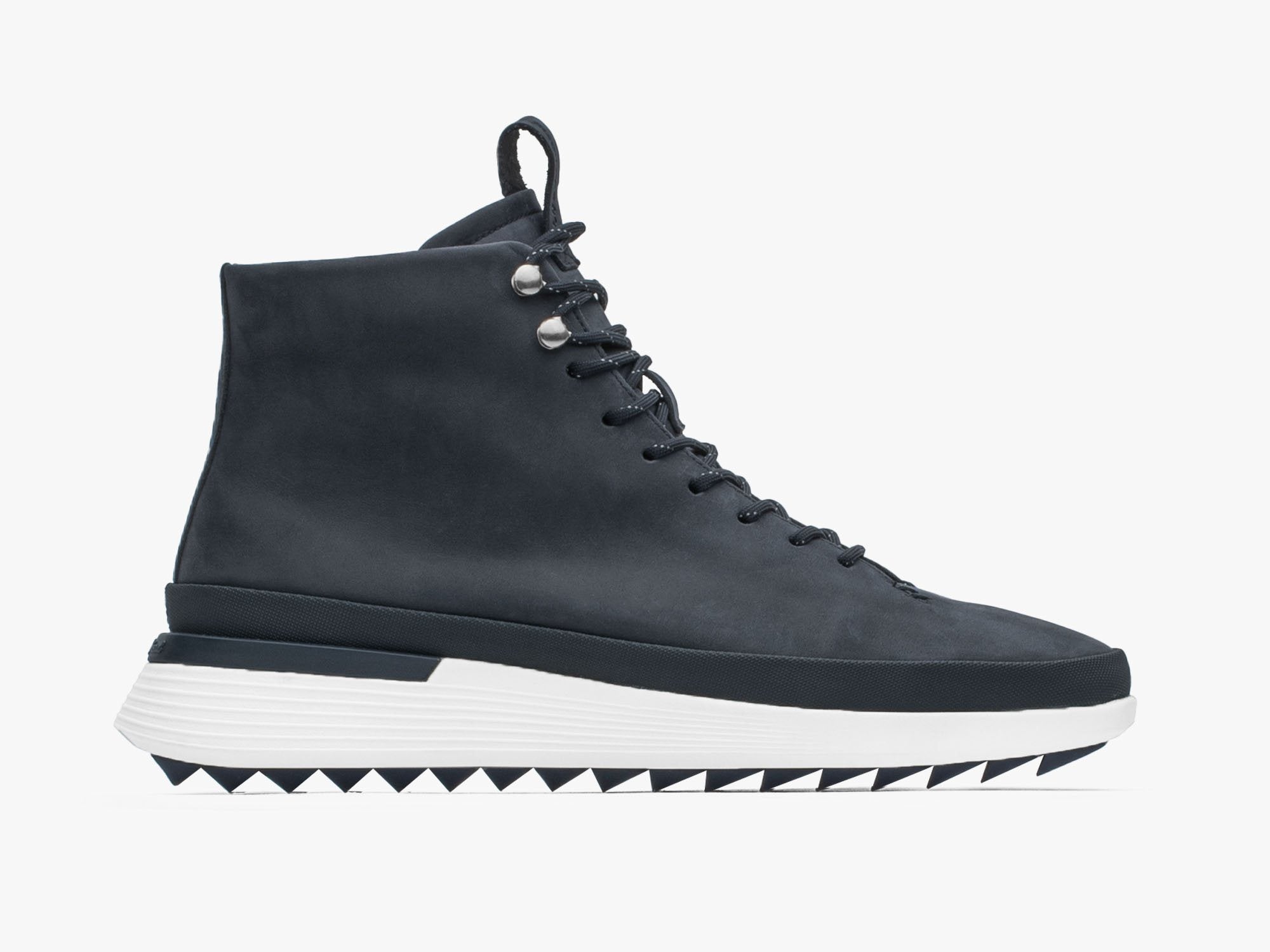 Crossover™ Hiker | A retro Alpine boot | WOLF & SHEPHERD – Wolf