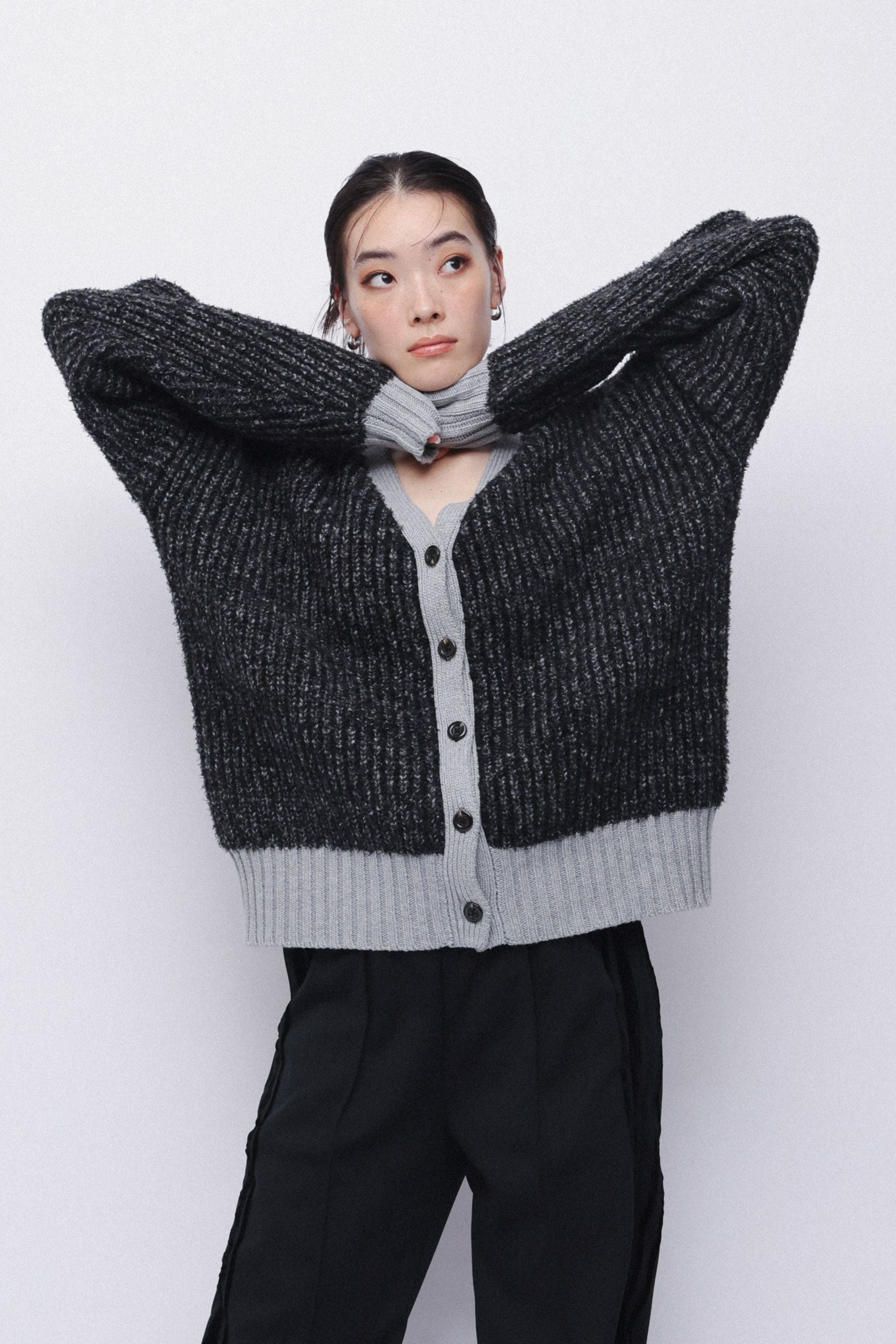 Poodle cardigan【Black】 – YOOU