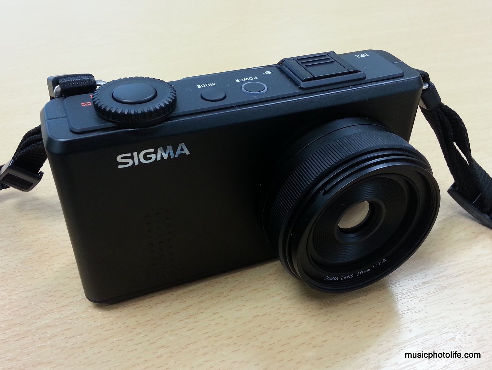 The Sigma Foveon X3 Sensor