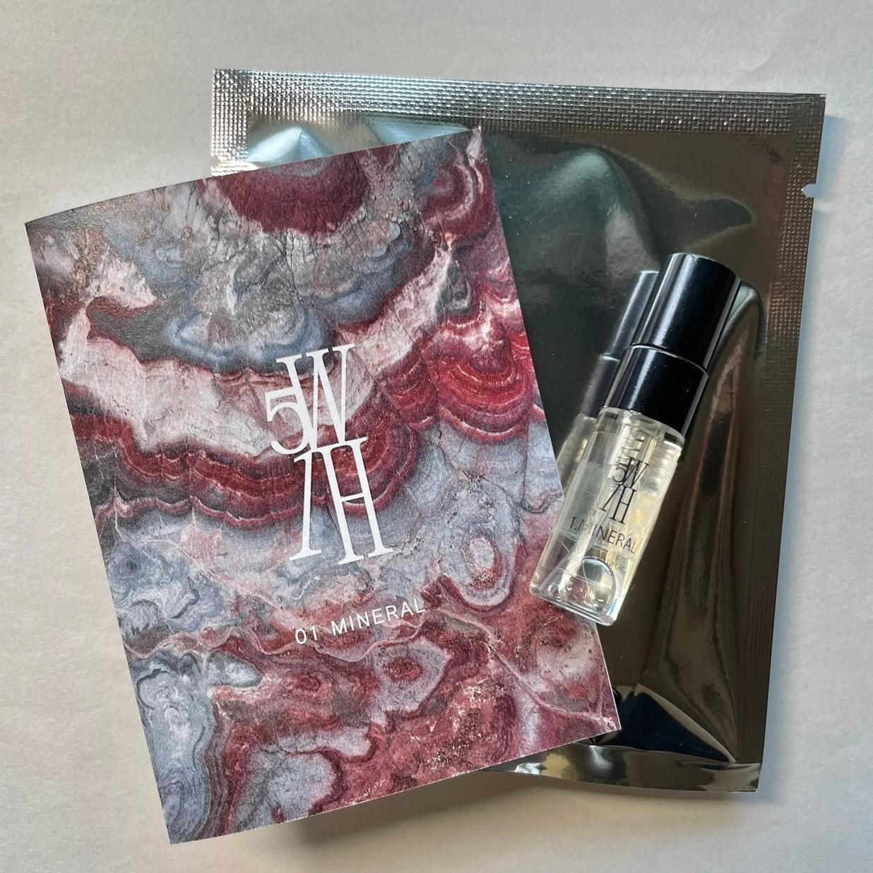 01 MINERAL （ミネラル）オードパルファム 3ml – 香油香寮