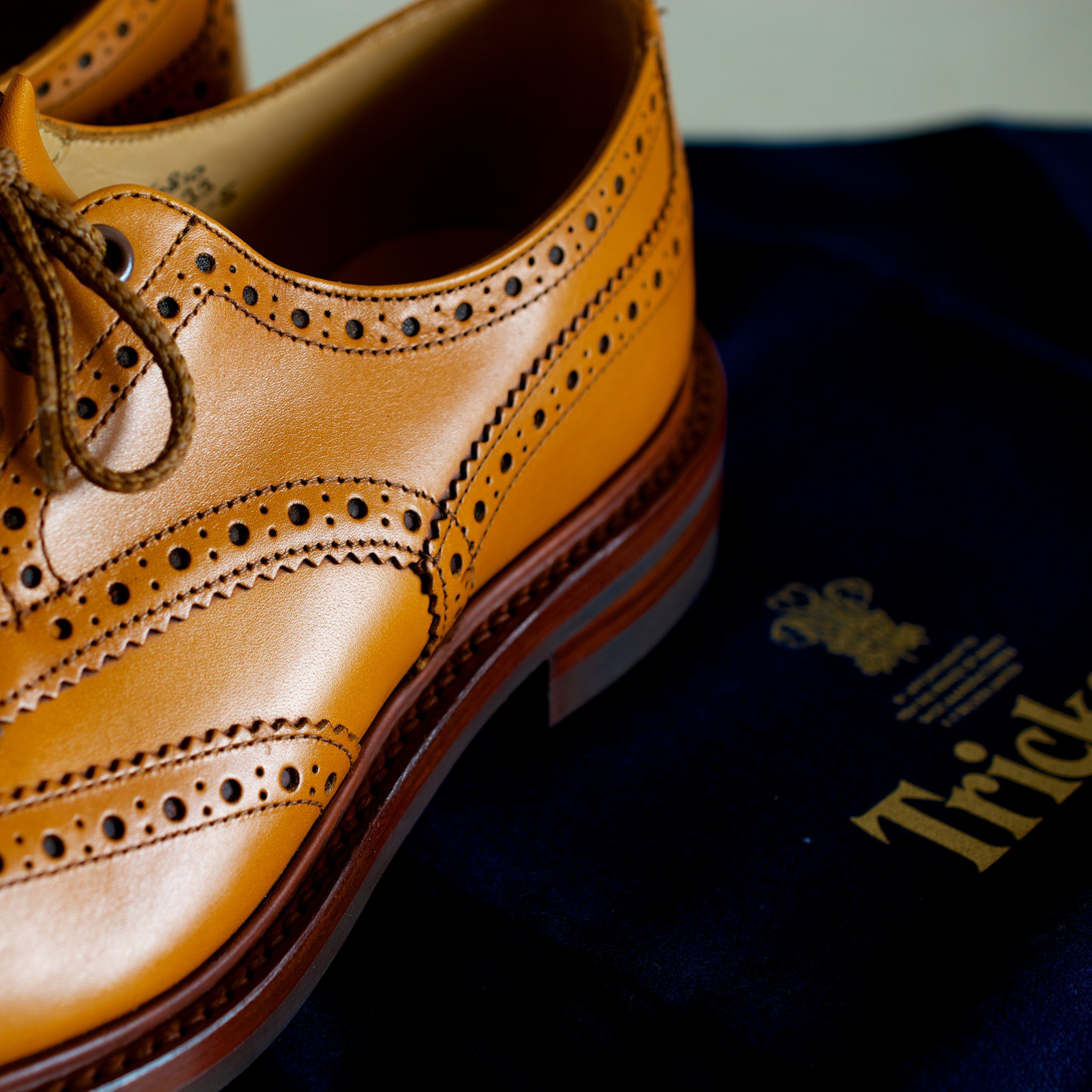 Horiは【トリッカーズ】バートン エイコンアンティークを手に入れた