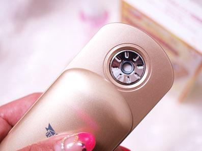 ドクターシーラボのノベルティで携帯ミスト美顔器を手に入れました