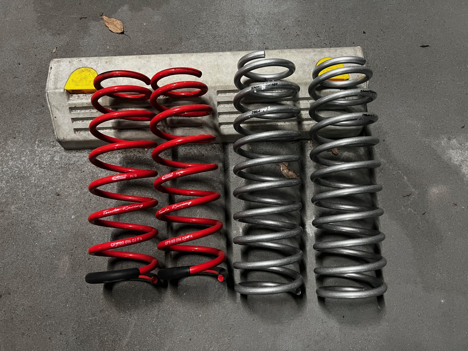 徹底解説】JB64/JB74ジムニーのDIY 1インチリフトアップ方法 【コイル