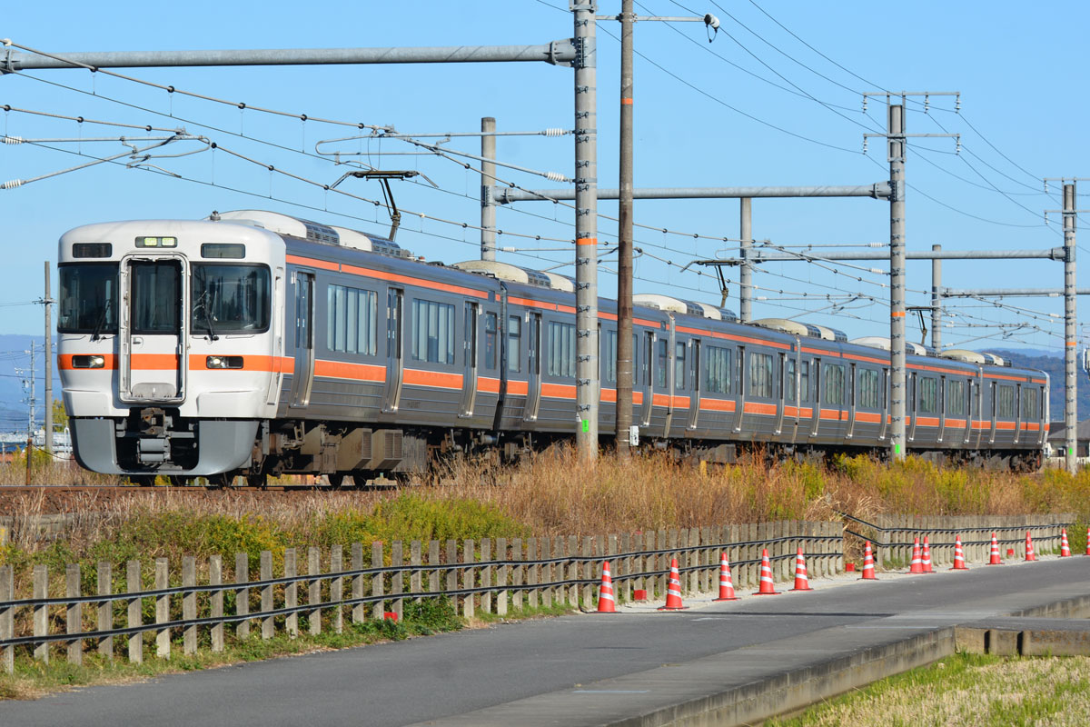 東海道本線・飯田線 編成表（最新版） – 4号車の5号車寄り