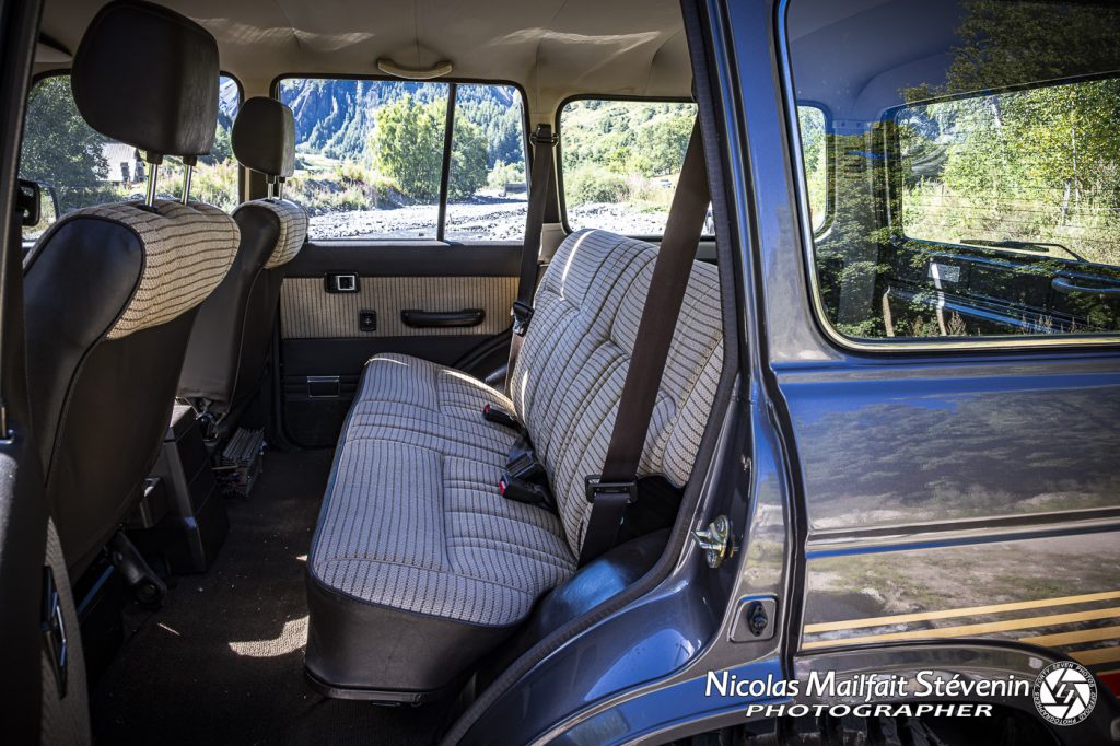 Toyota HJ 61 Land Cruiser Station Wagon Overview