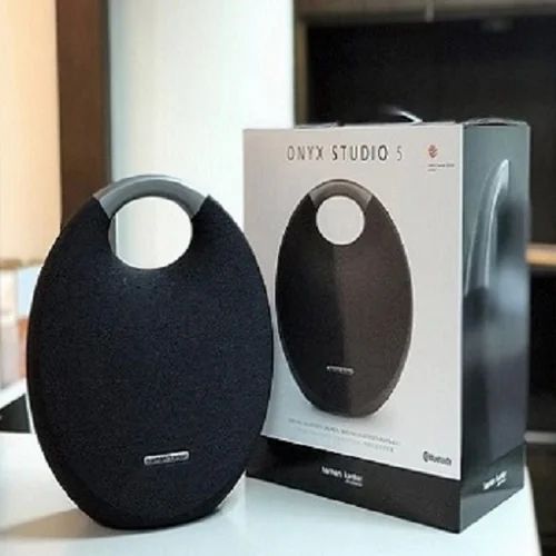 Harman Kardon Onyx Studio 5 - Portable Bluetooths Speaker at