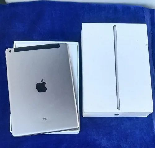iPad 5th Generation 32gb, WIFI+ Cellular Excellent Condition With