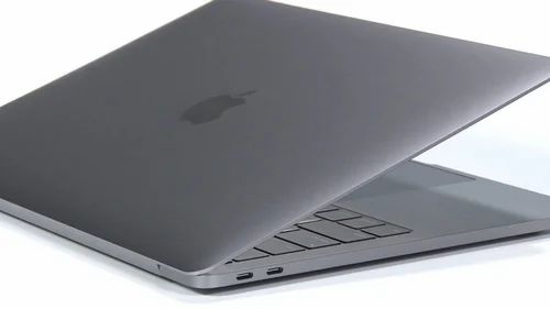 MACBOOK PRO A1707 / i7 7th Gen/ 16 GB Ram/ 512 GB SSD/ 15.4