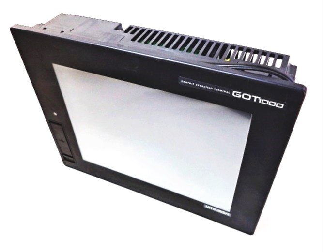 Mitsubishi GT1665M-VTBA GT1665M-STBD GT1665M-VTBD touchpad with