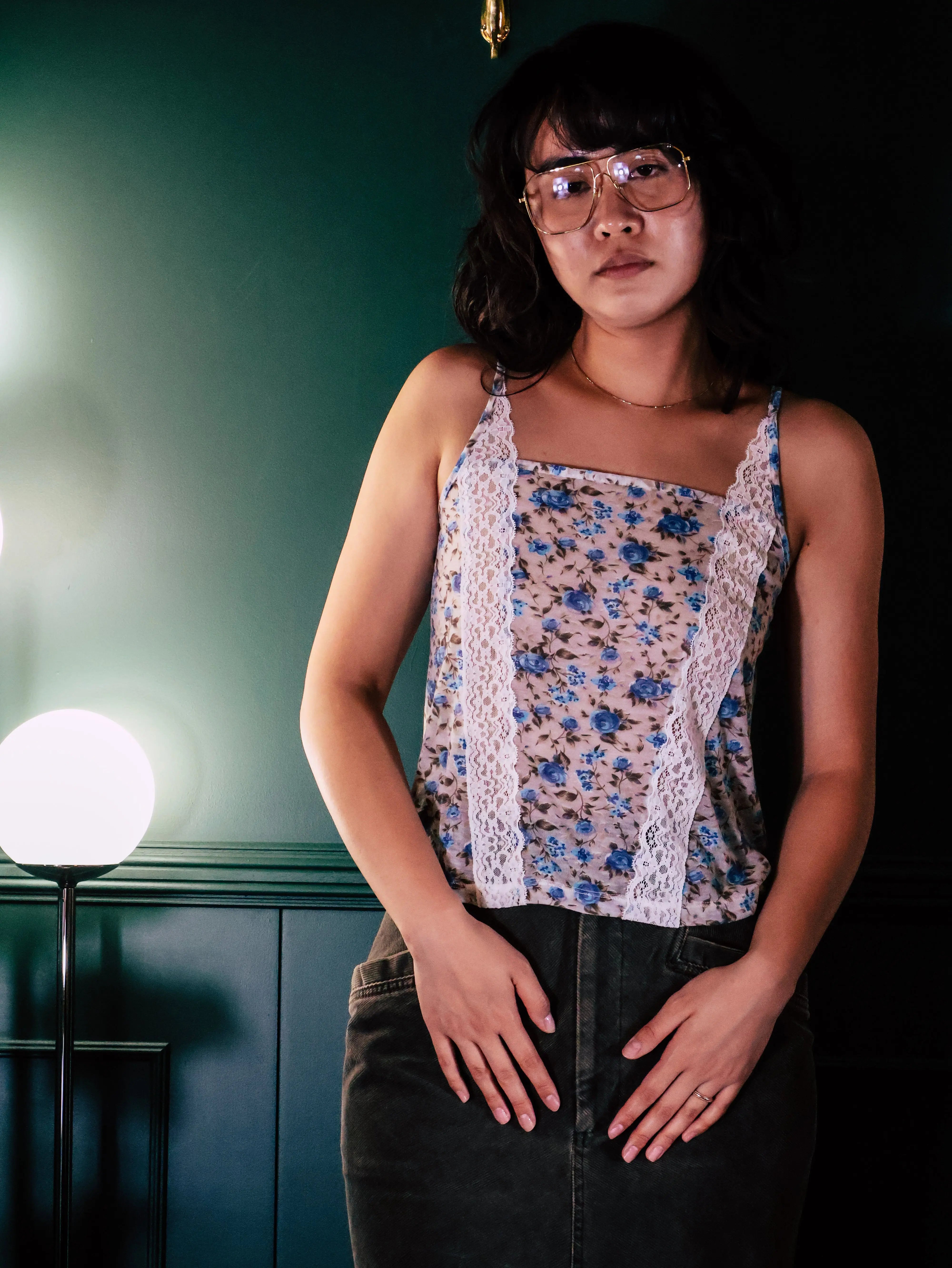 FUMIKA UCHIDA / FLOWER PRINTED CAMISOLE / CYAN – 601 | 京都