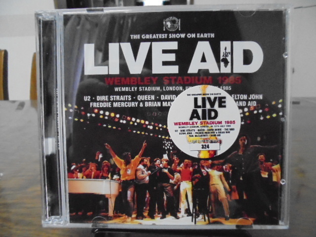 LIVE AID : WEMBLEY STADIUM 1985 (Various Artists Bootleg CD): Kiss