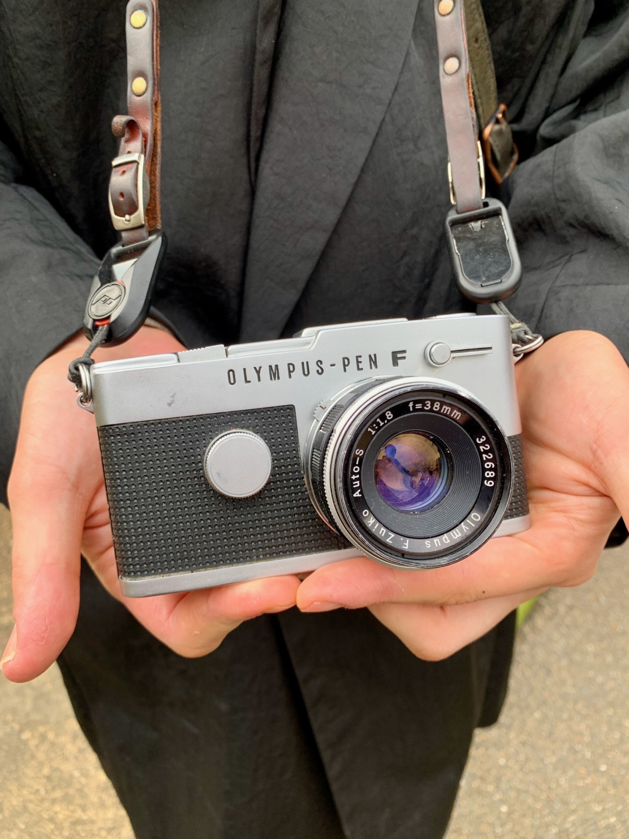 tokyo camera style — Yushima Shrine, Tokyo Olympus Pen F with 38mm